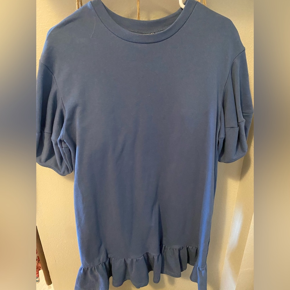 >>fun + funky closet clean out y’all! 
🪩dresses, tops, and bottoms s, m, and l